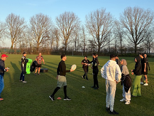 Afbeelding: Rugby als nieuwe start! (run_it_straight_-_blog_post_1.jpg)